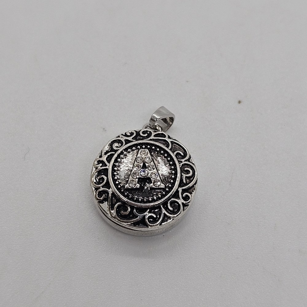 silver tone rhinestone A snap pendant